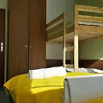 Hotel Ski מלון