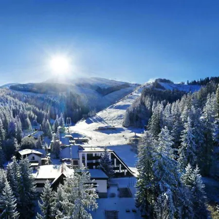 فندق Hotel Ski ديمانوفْشكا دولِنا