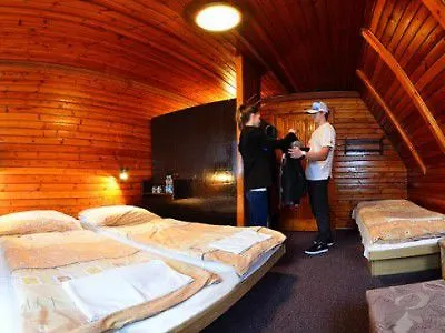 فندق Hotel Ski ديمانوفْشكا دولِنا
