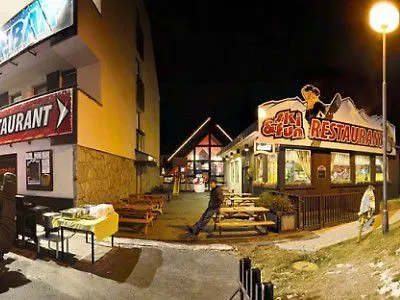 Hotel Ski فندق