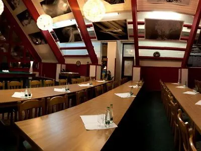 思琪酒店 2* 迪马诺卡多林纳